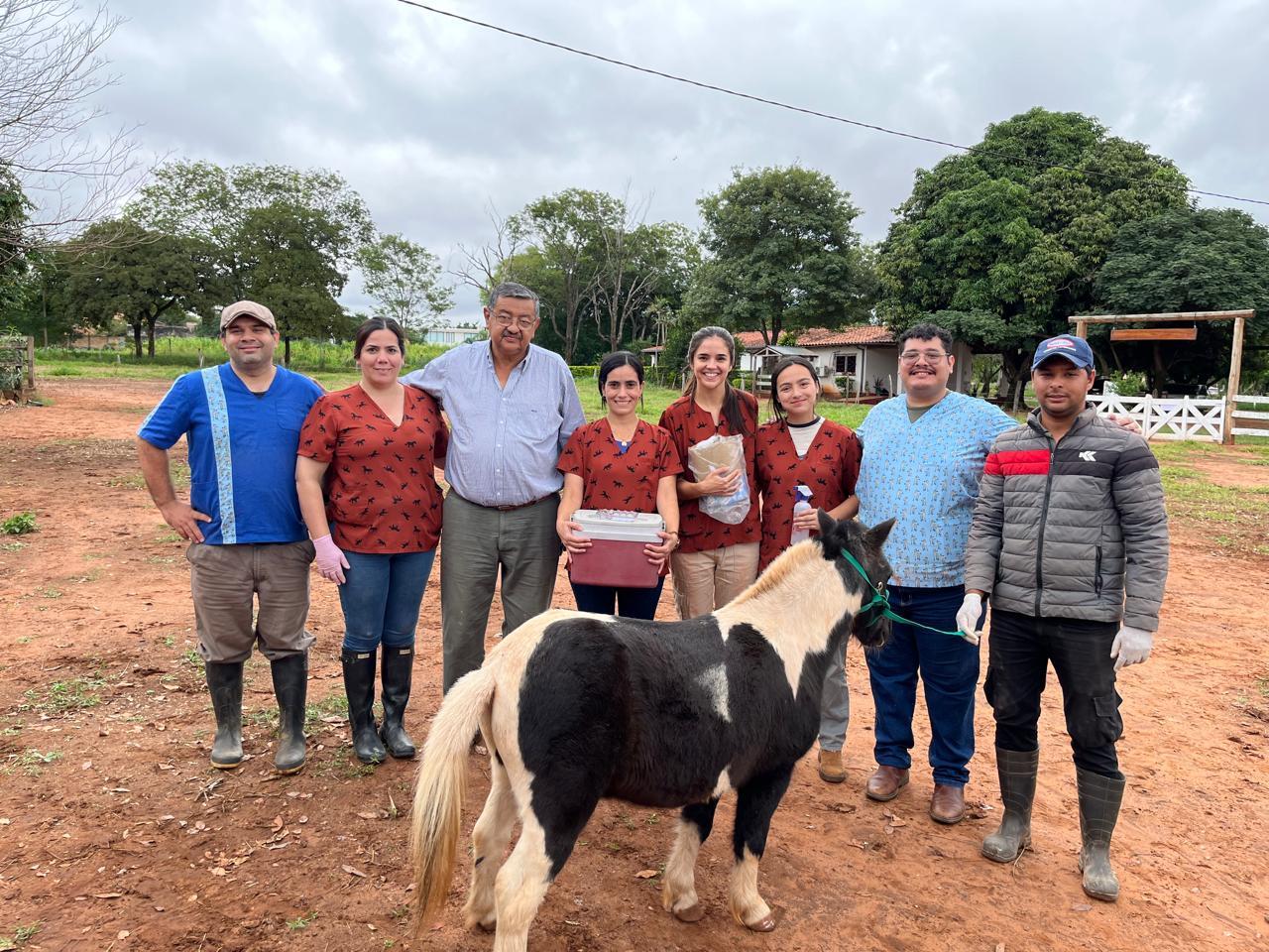 DIVISIÓN GANADO EQUINO DE LA FCV UNA RECIBE DONACIÓN DE VACUNAS