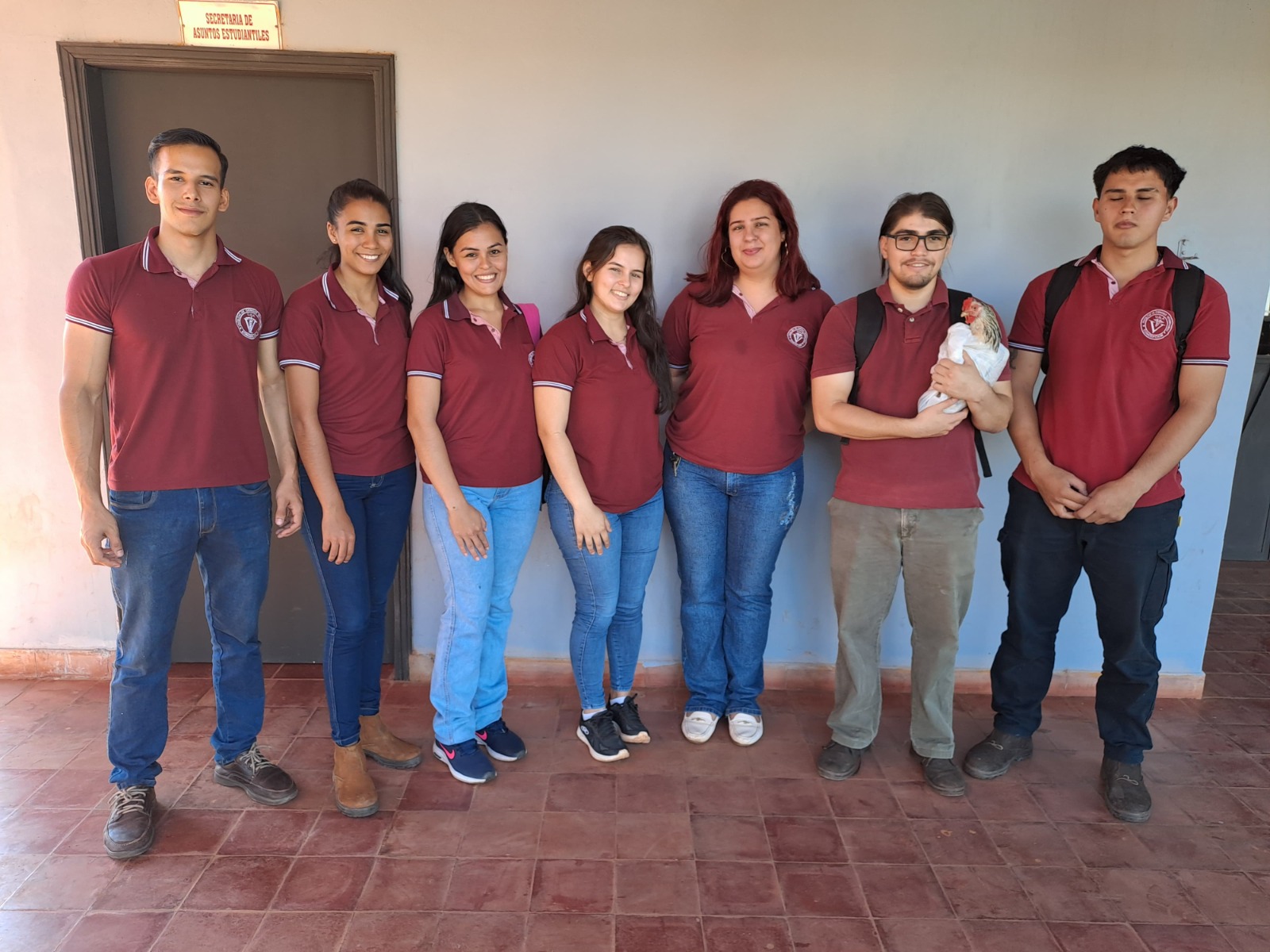 ESTUDIANTES DE LA FCV UNA CONCEPCIÓN RECIBEN APOYO ECONÓMICO GRACIAS A CONVENIO INTERINSTITUCIONAL