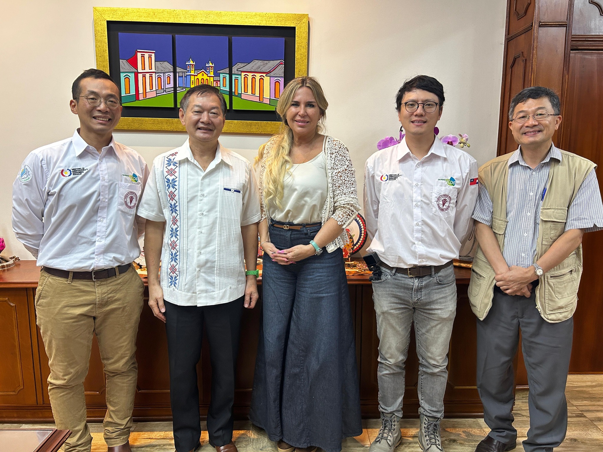 AUTORIDADES DE LA MISIÓN TÉCNICA DE TAIWÁN VISITARON LA FCV UNA EN EL MARCO DE LA FERIA POR EL DÍA MUNDIAL DE LA MIGRACIÓN DE PECES