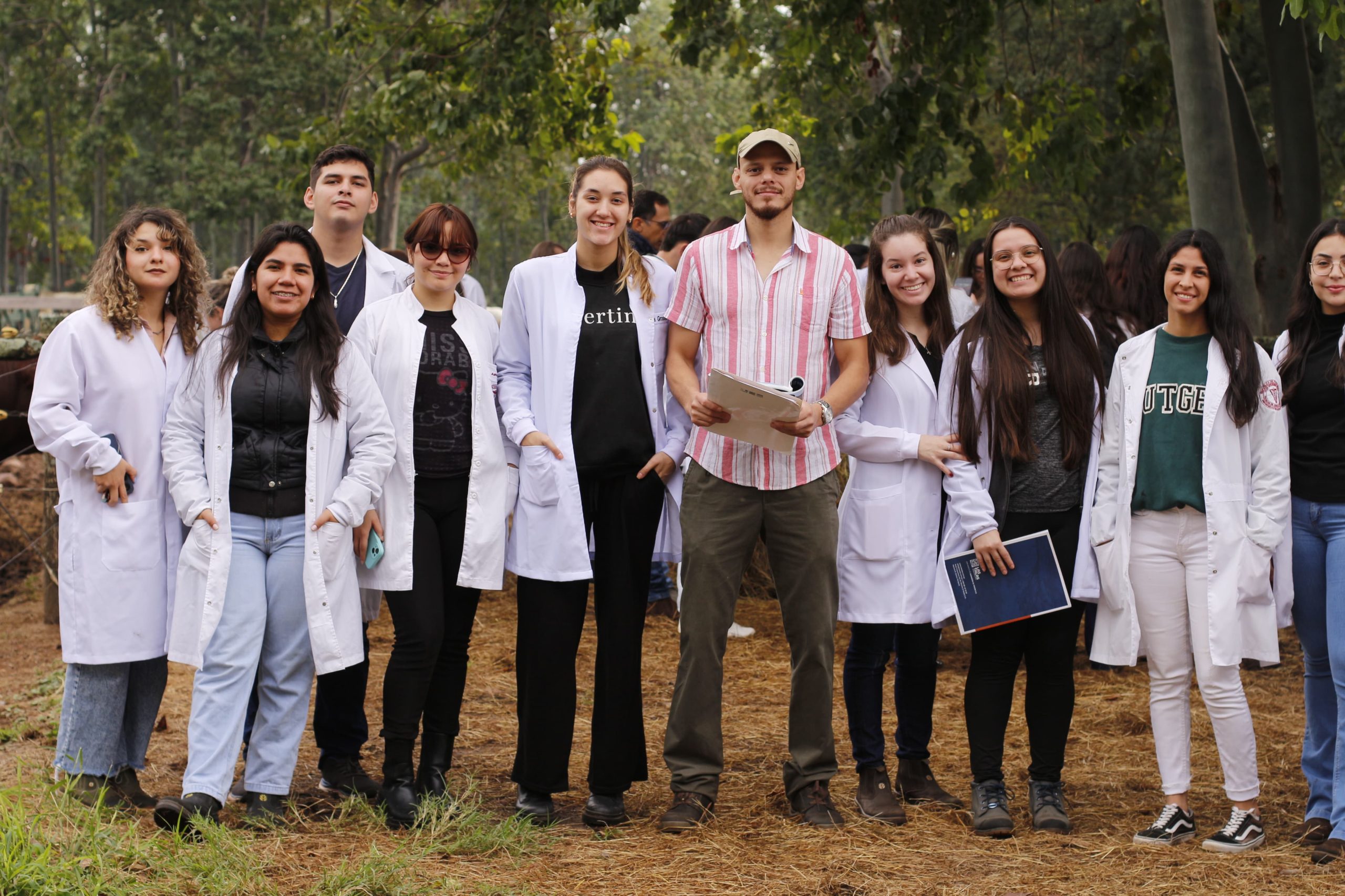 ESTUDIANTES DE LA FCV UNA VISITAN LAS TALAS MEJORAMIENTO GENÉTICO PARA REFORZAR CONOCIMIENTOS EN GENÉTICA ANIMAL
