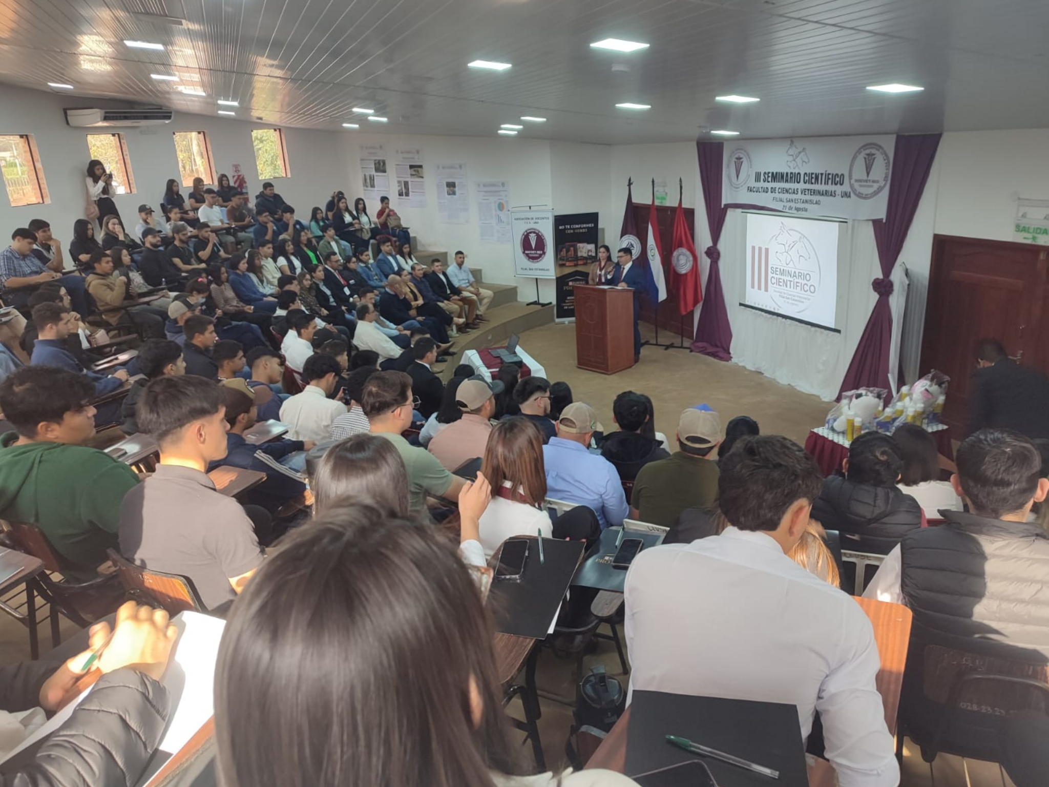 LA FILIAL SAN ESTANISLAO DE LA FCV-UNA REALIZÓ SU III SEMINARIO CIENTÍFICO CON DISERTACIONES Y CONCURSO DE PÓSTERES