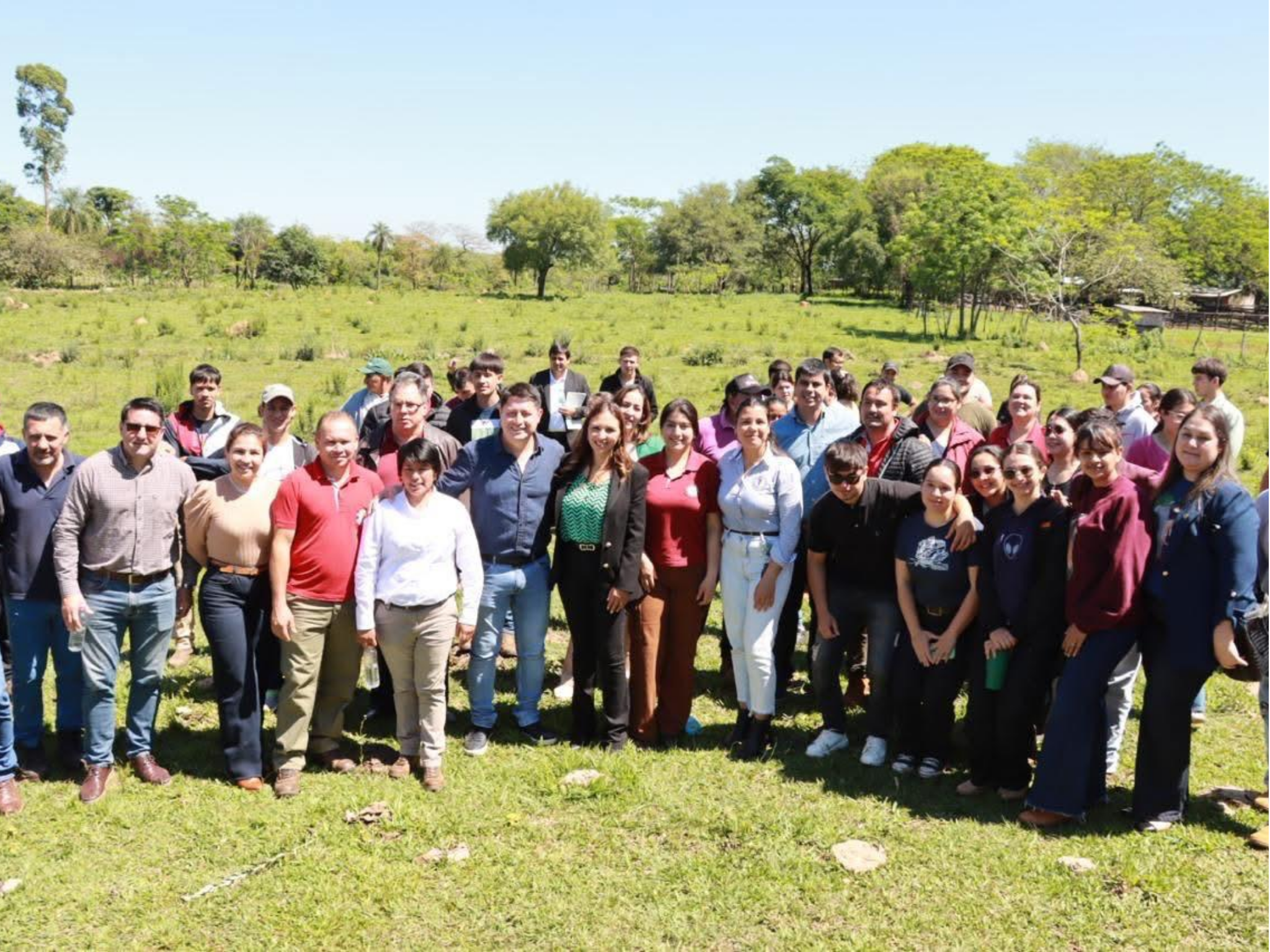 INICIO DE OBRA DE PERFORACIÓN Y EQUIPAMIENTO DE POZO ARTESIANO EN LA FCV-UNA, FILIAL CAAZAPÁ