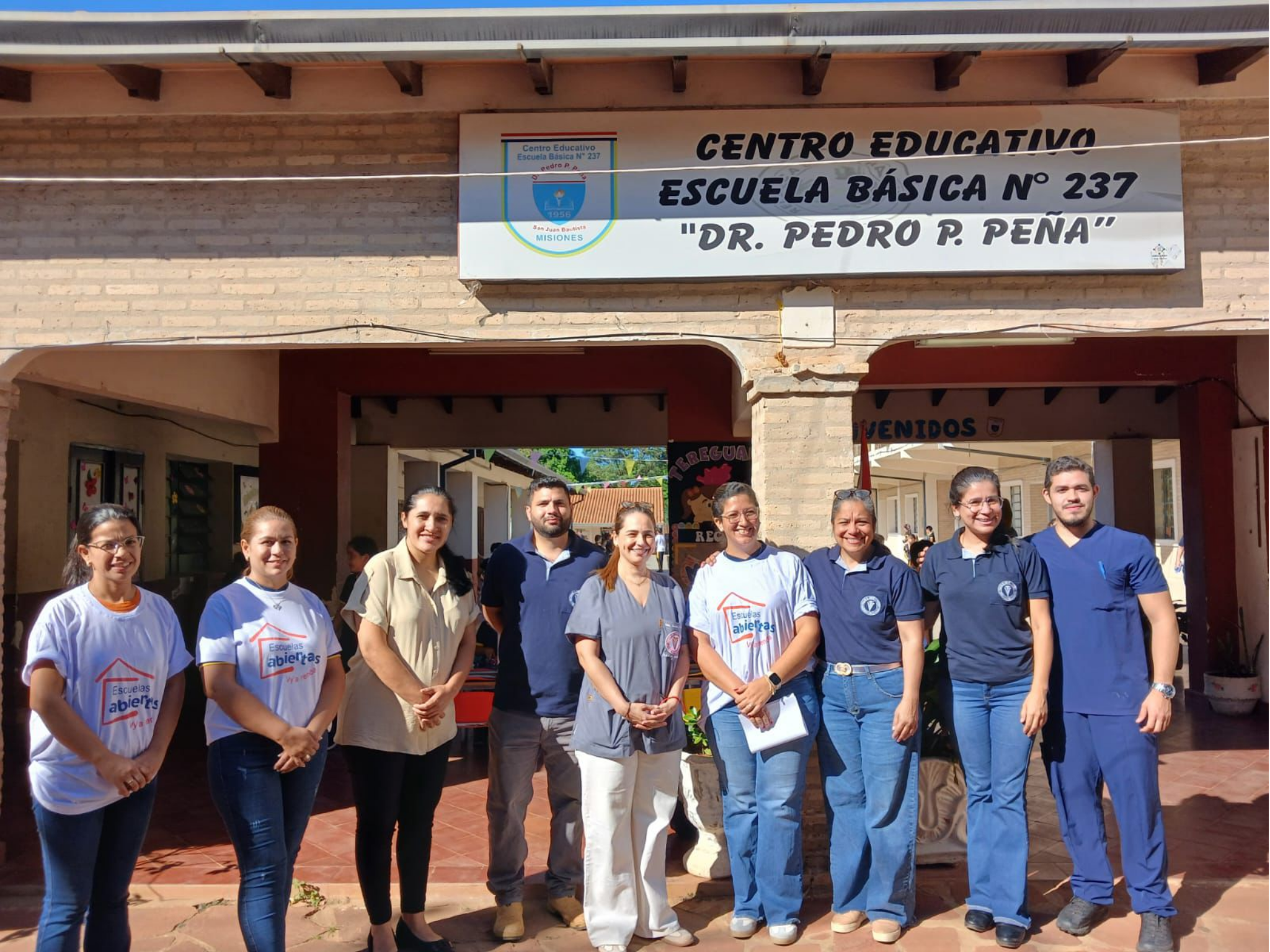 DOCENTES DE LA FCV UNA-MISIONES BRINDAN CHARLA SOBRE CUIDADO RESPONSABLE DE ANIMALES EN JORNADA EDUCATIVA ESCOLAR