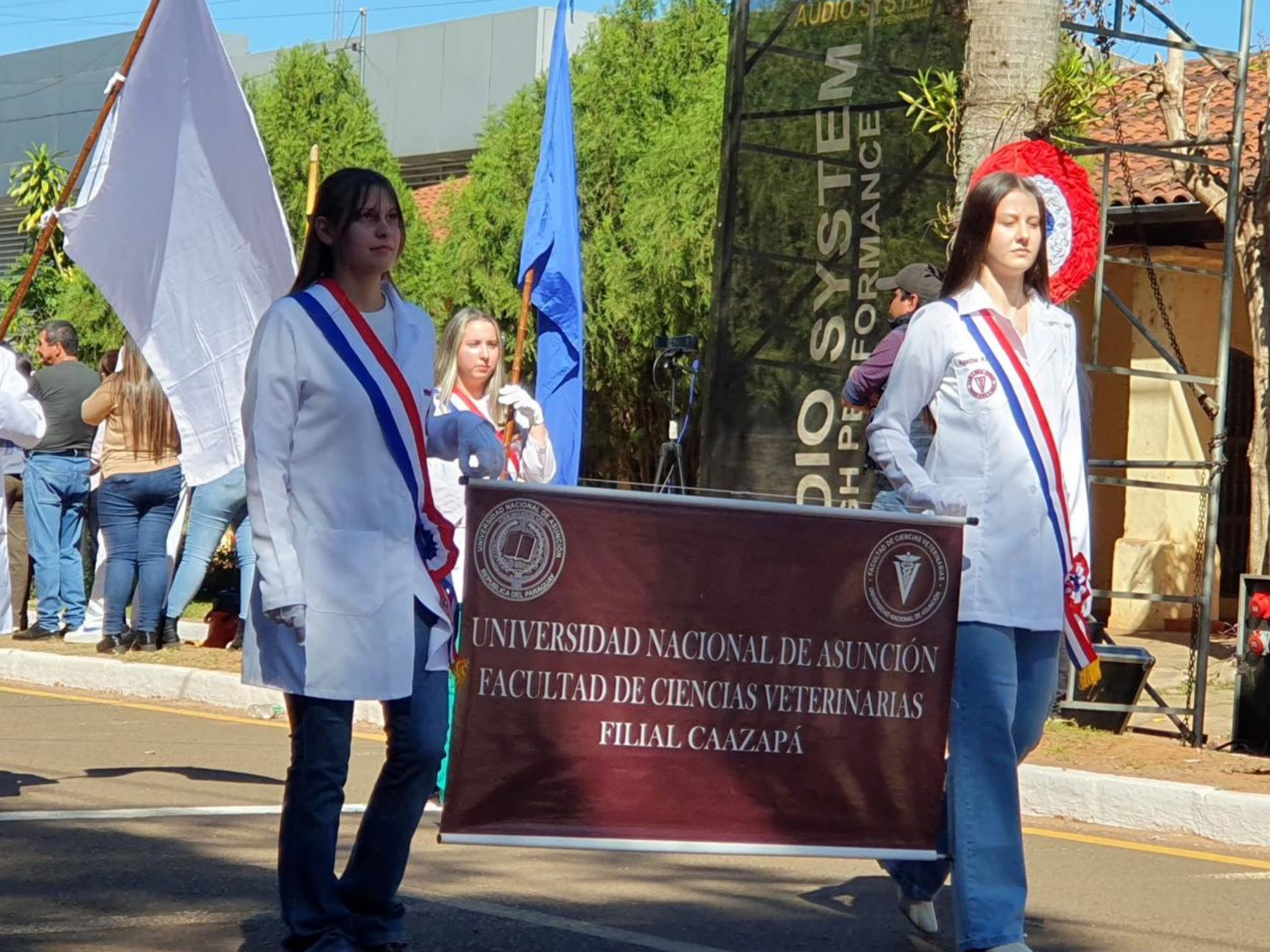 FILIAL CAAZAPÁ DE LA FCV-UNA SE SUMÓ A LAS CELEBRACIONES POR LOS 215 AÑOS DE LA INDEPENDENCIA