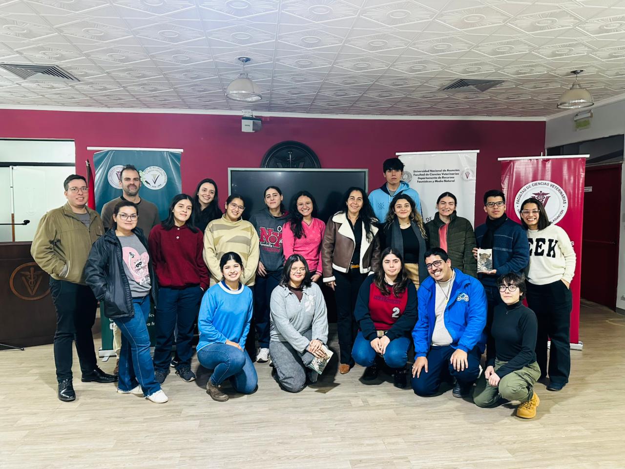 LA FCV UNA REUNIÓ A EXPERTOS EN EL DÍA MUNDIAL DE LAS AVES MIGRATORIAS