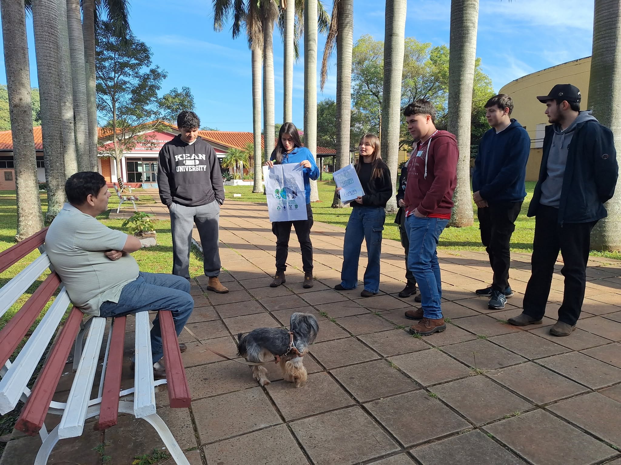 ESTUDIANTES DE LA FCV UNA REALIZARON JORNADA DE CONCIENCIACIÓN AMBIENTAL POR EL DÍA MUNDIAL DEL MEDIO AMBIENTE