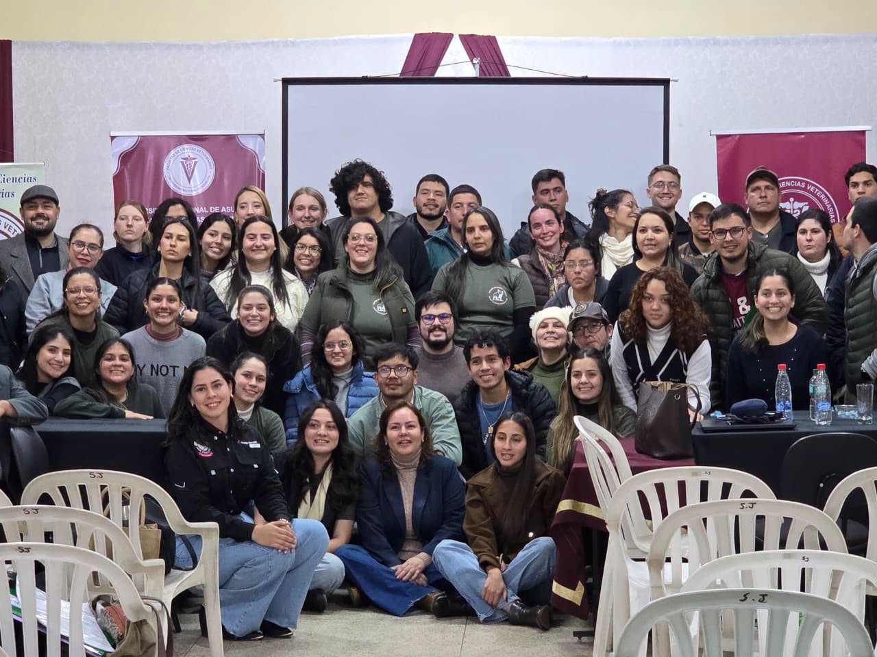 FCV UNA FUE SEDE DE SEMINARIO SOBRE EL PRESENTE Y FUTURO DE LA PRODUCCIÓN PORCINA Y LOS DESAFÍOS DE LA PORCICULTURA MODERNA EN PARAGUAY