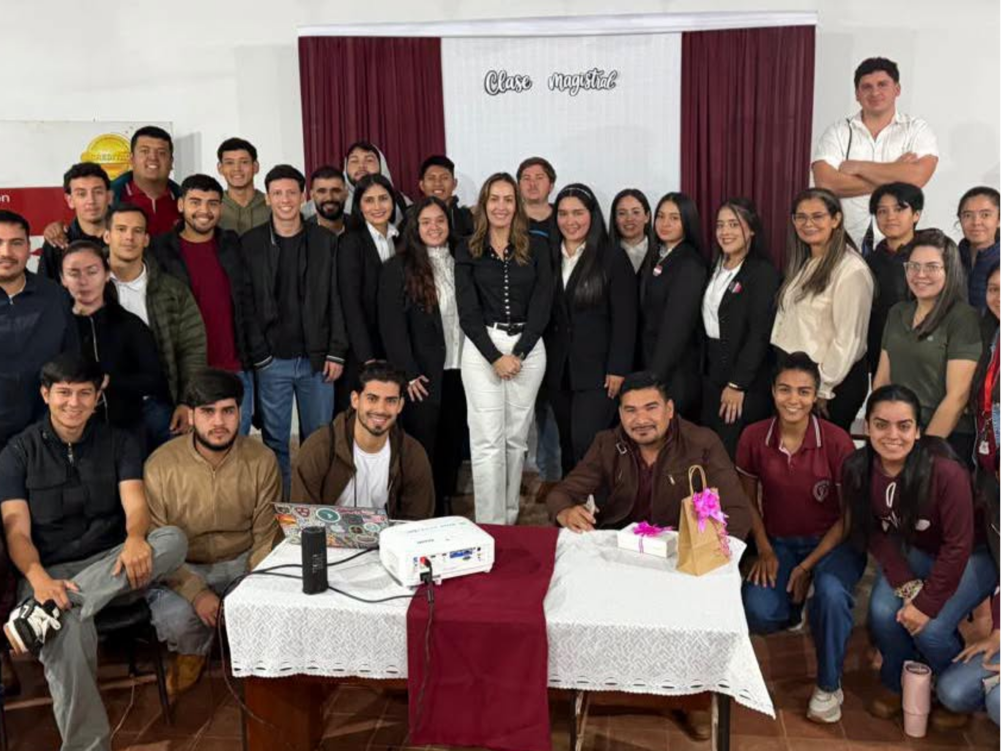 ESTUDIANTES DE LA FILIAL CONCEPCIÓN PARTICIPARON DE UNA CLASE MAGISTRAL SOBRE INOCUIDAD ALIMENTARIA