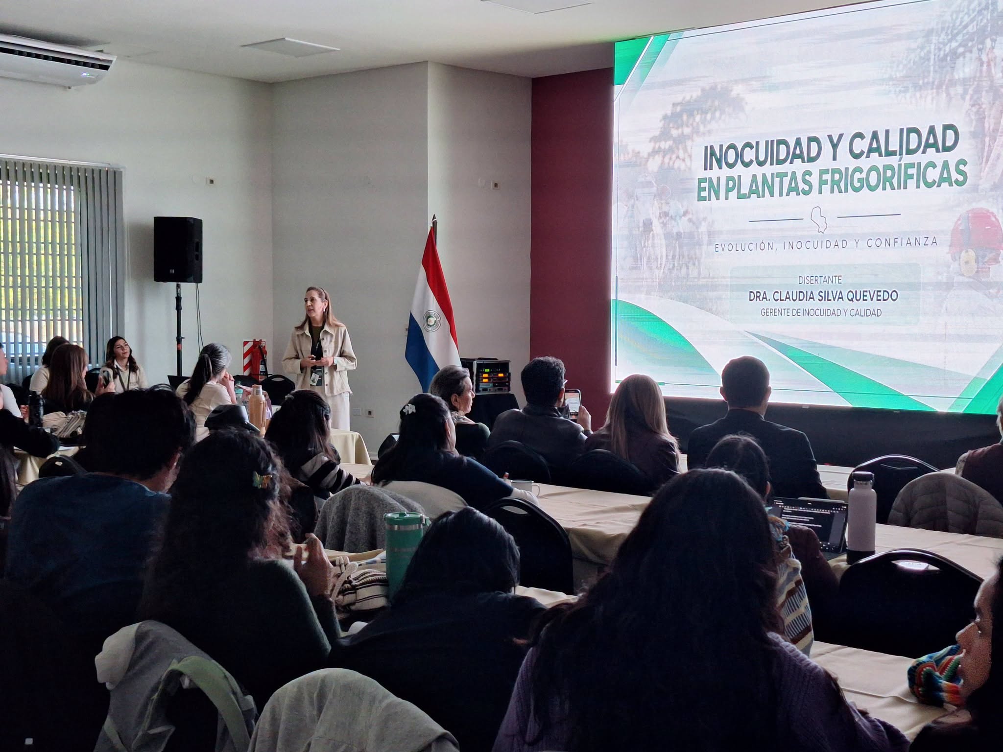 INICIÓ LA 11.ª EXPO PATVET, QUE REÚNE A PROFESIONALES Y ESTUDIANTES EN TORNO A LA PATOLOGÍA VETERINARIA
