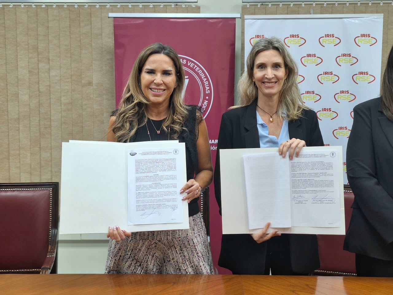 FCV UNA FORTALECE VÍNCULOS CON EL SECTOR PRIVADO MEDIANTE CONVENIO CON LA EMPRESA IRIS S.A.I.C.